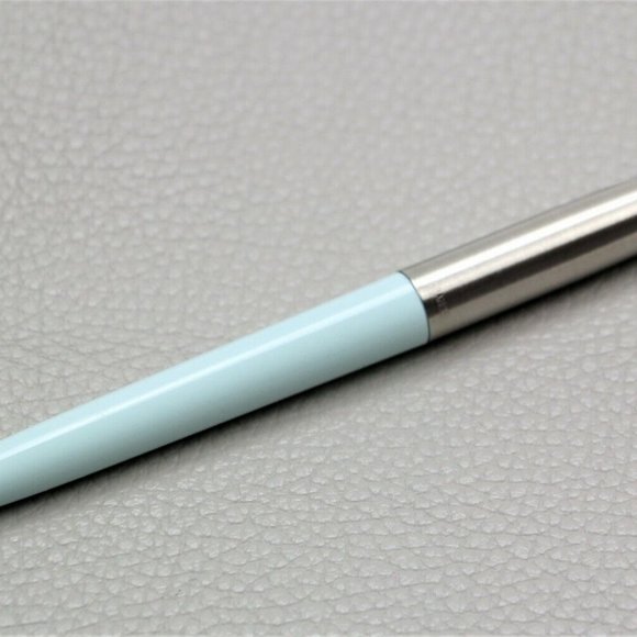 New Parker Jotter Original Pen 50s Finish Medium Black Ink Made in France Blue - Picture 3 of 4